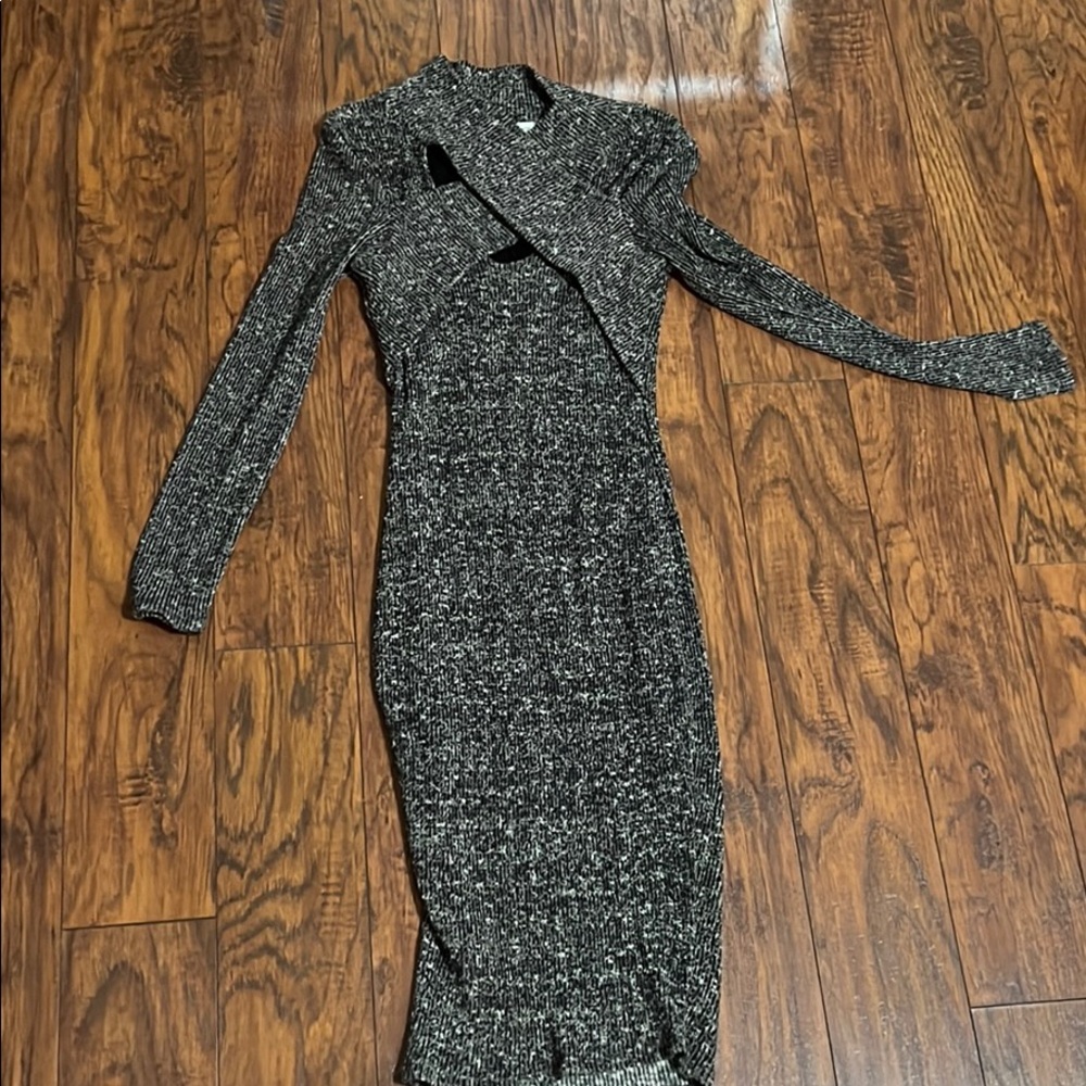 Long sleeve keyhole sweater dress